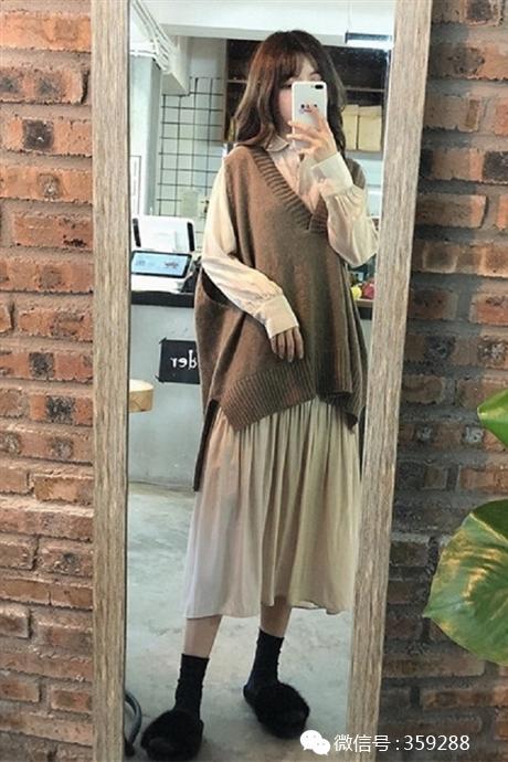 女装博主吃瓜,揭秘女装博主吃瓜背后的时尚圈风云