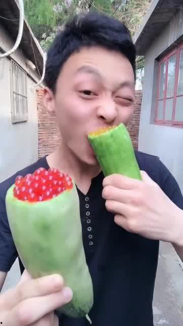 夏天吃小瓜频繁,清凉解暑，美味无限